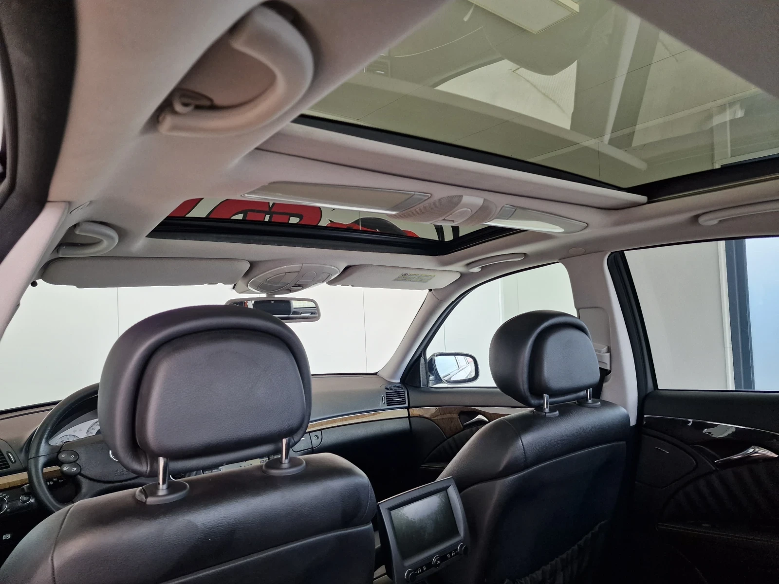 Mercedes-Benz E 280 EVO AMG 3.0 190kc 108000km TOP | Mobile.bg � ����������� 14