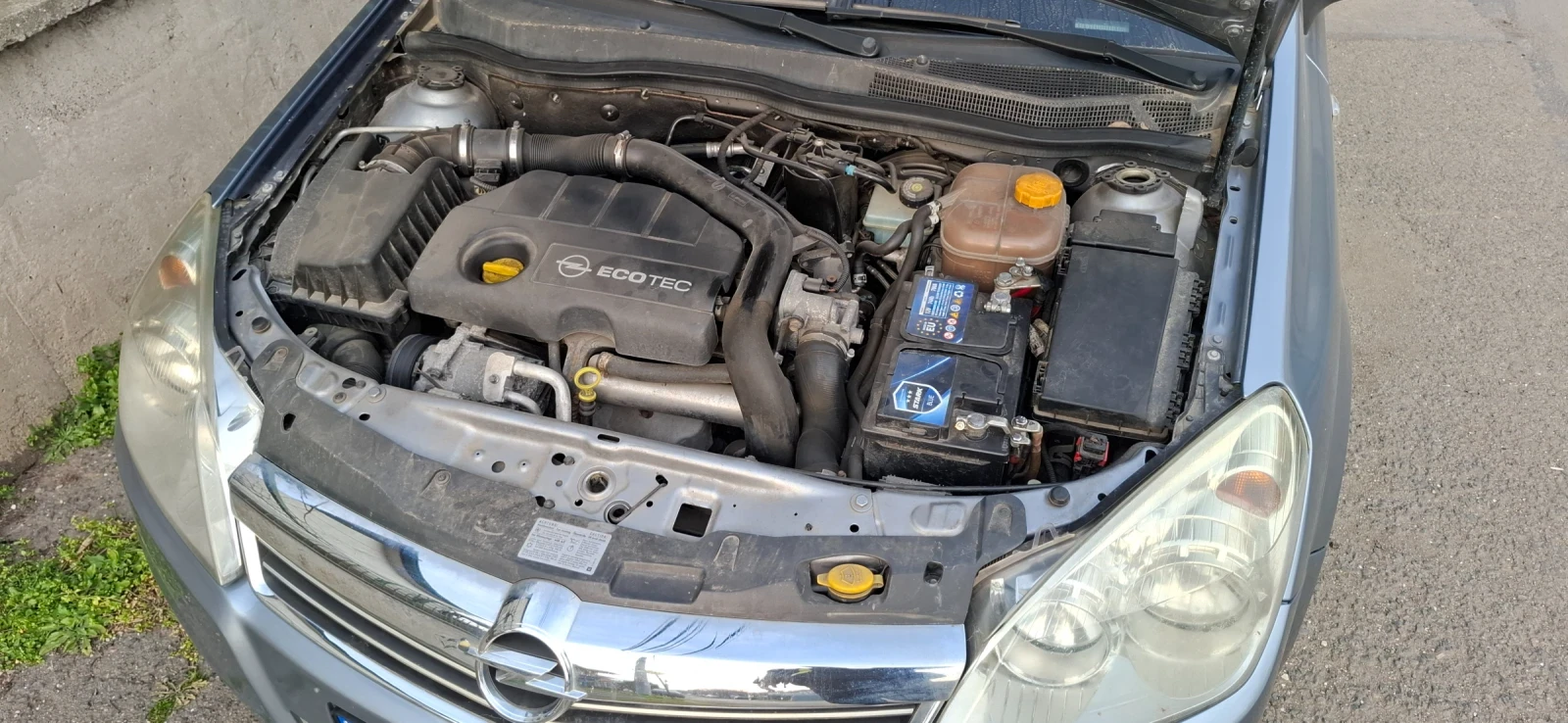 Opel Astra 1, 7 CDTI - изображение 7
