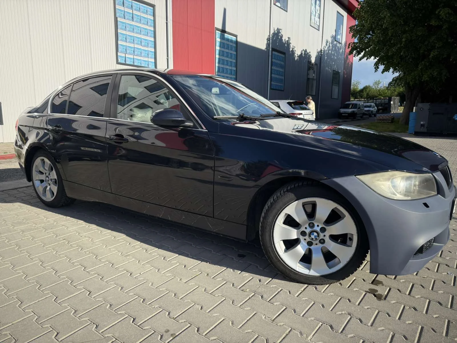 BMW 330 330 xi, снимка 2 - Автомобили и джипове - 54152110