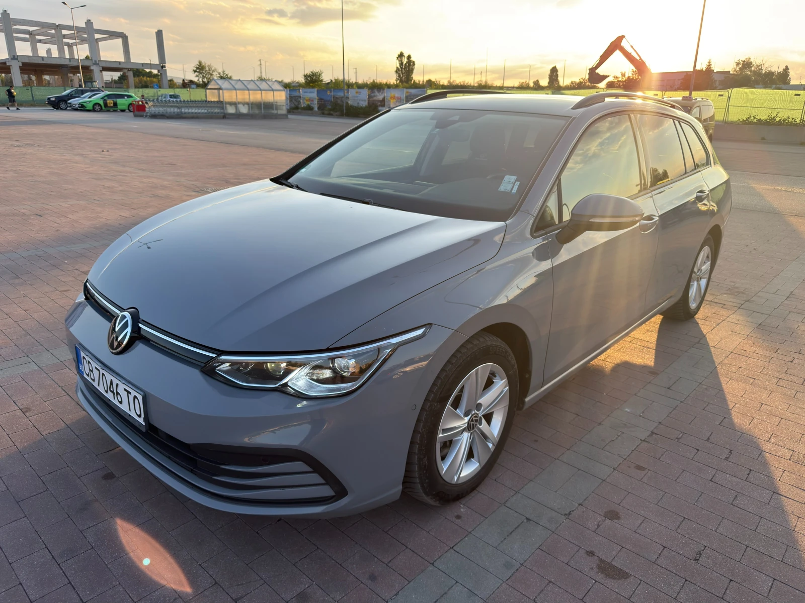 VW Golf 2.0 TDI DSG-150к.с.| ACC+ MatrixLED+ Harman Kardon
