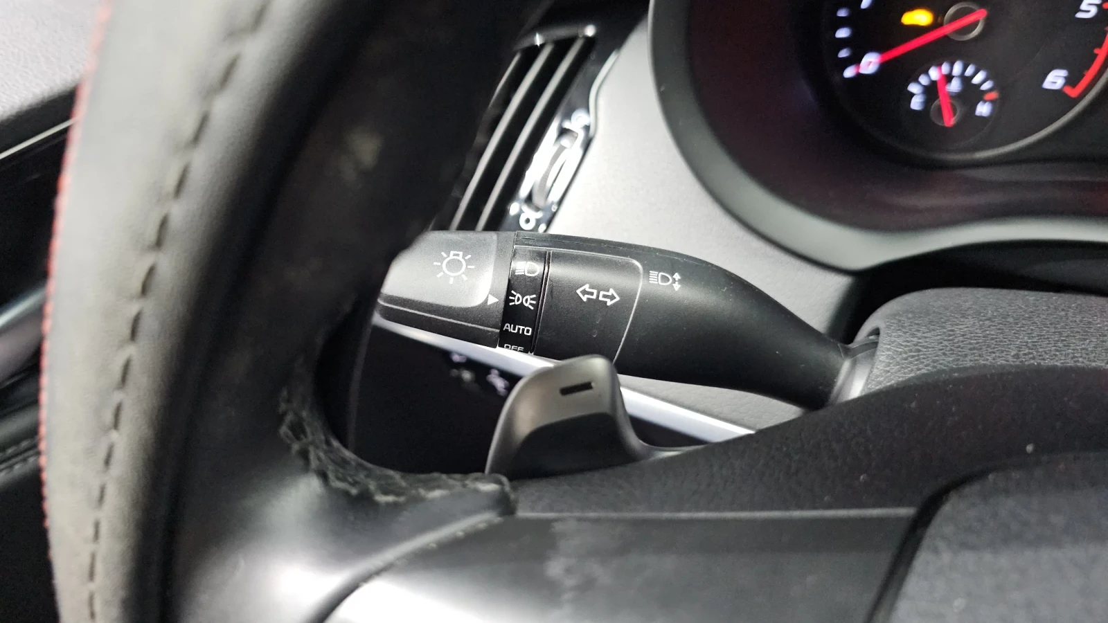 Kia Stinger * ОБДУХВАНЕ * КАМЕРА, снимка 12 - Автомобили и джипове - 54366324