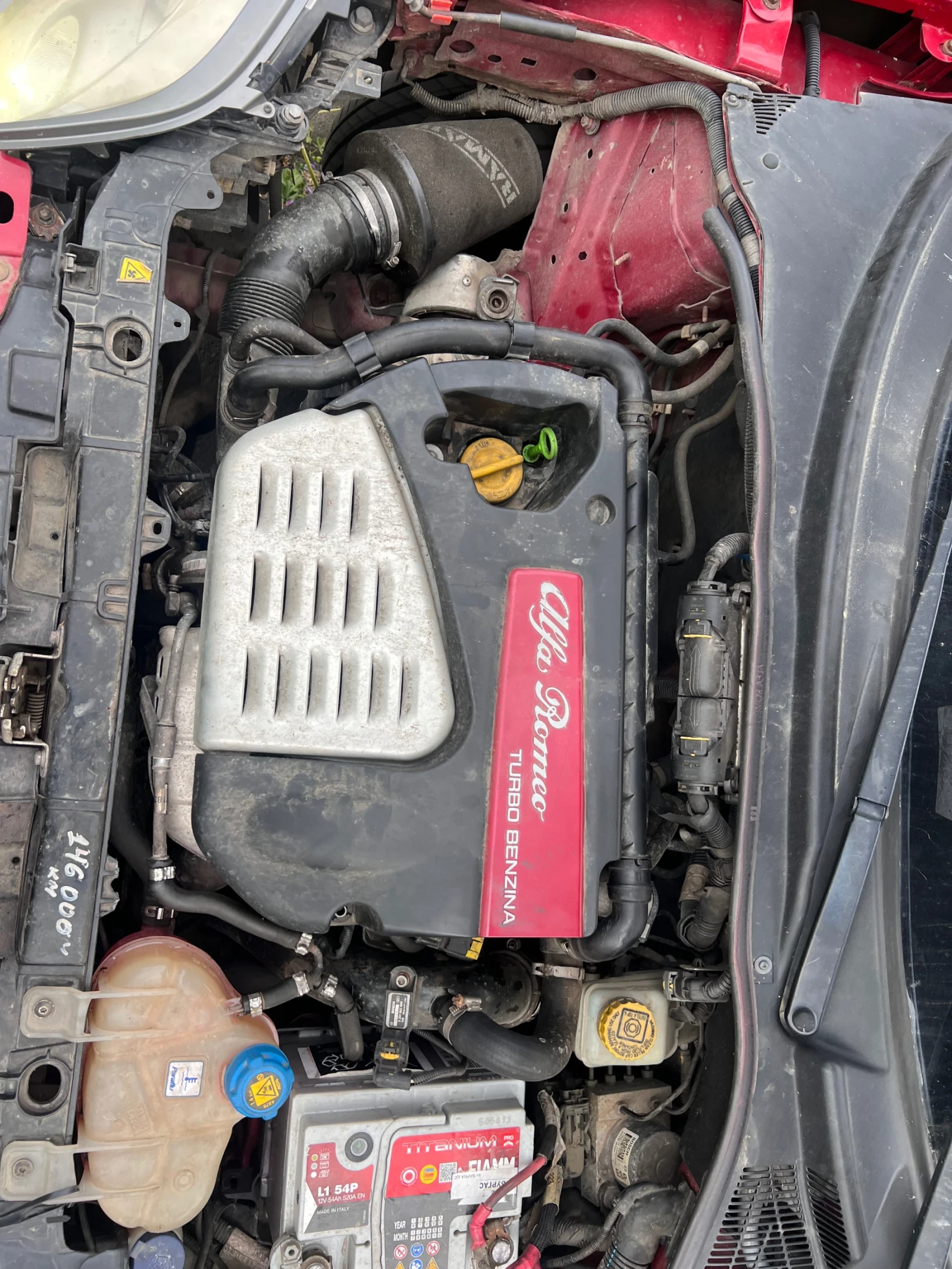 Alfa Romeo MiTo 1.4Tjet 155hp, снимка 7 - Автомобили и джипове - 54915595