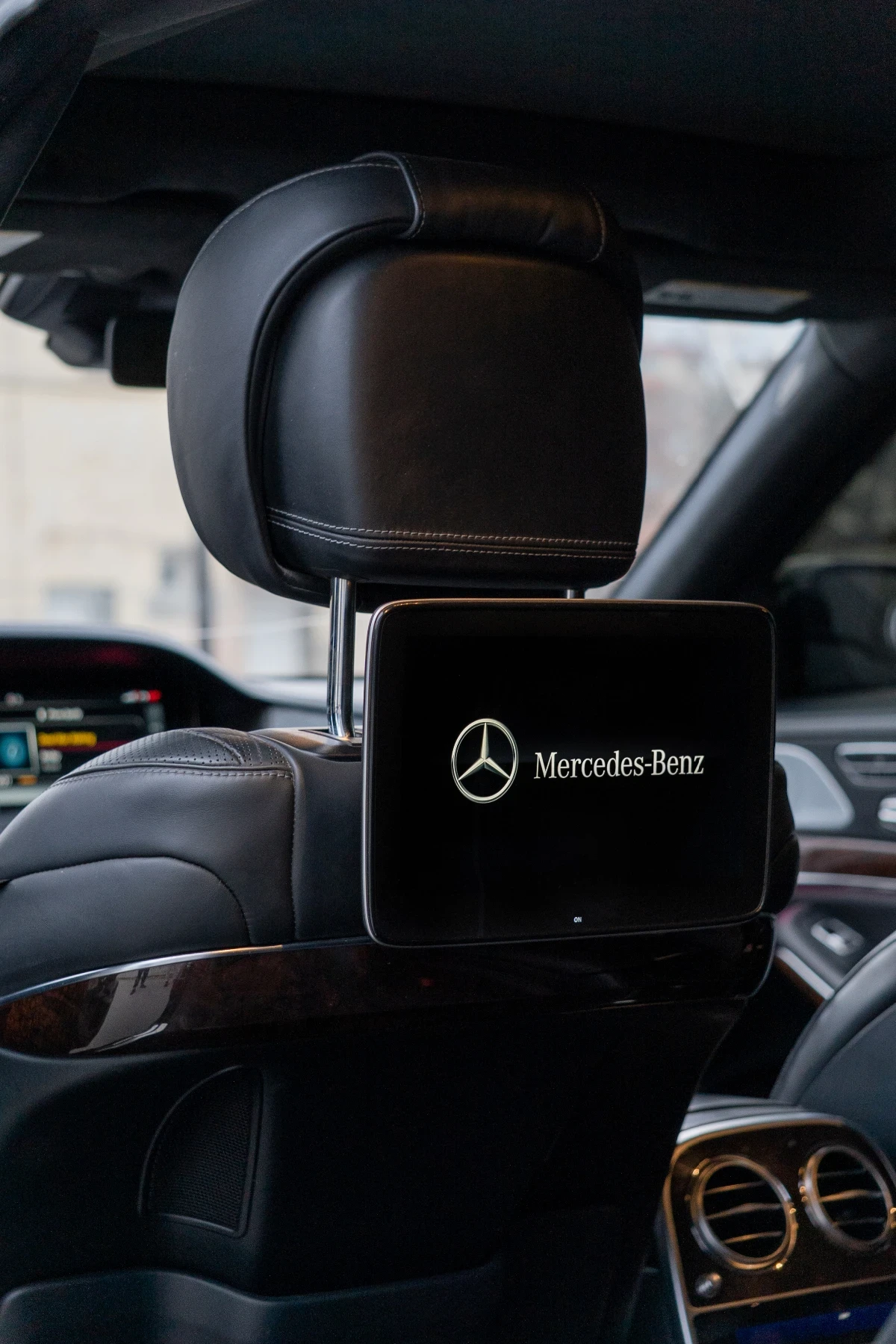 Mercedes-Benz S 560, снимка 13 - Автомобили и джипове - 55377257