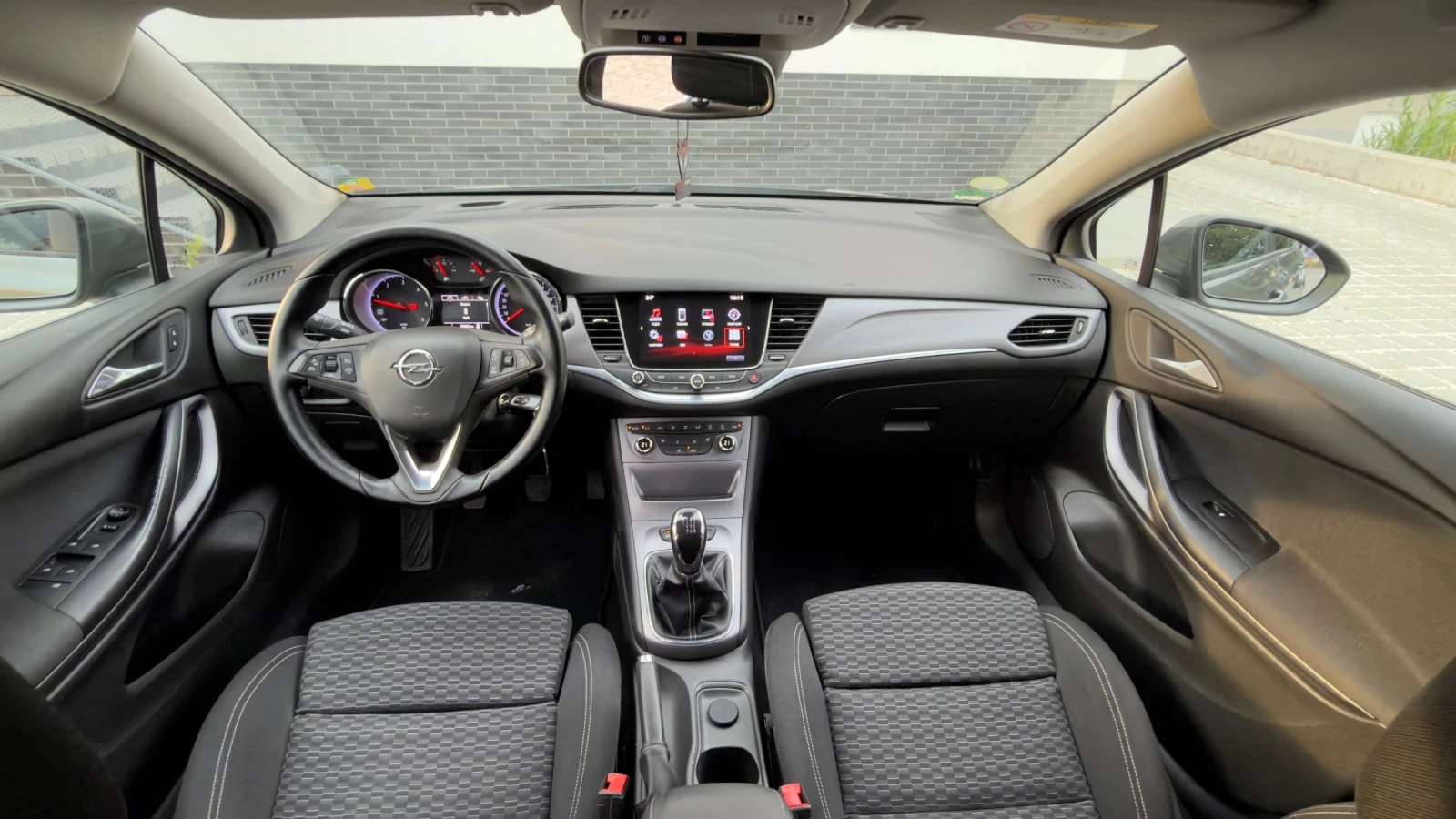 Opel Astra К, снимка 12 - Автомобили и джипове - 55411783