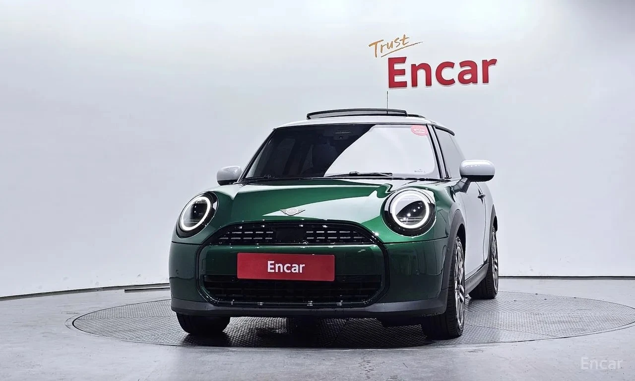 Mini Cooper * Classic * АВТОКРЕДИТ БЕЗ ПЪРВОНАЧАЛНА ВНОСКА* , снимка 3 - Автомобили и джипове - 55970696