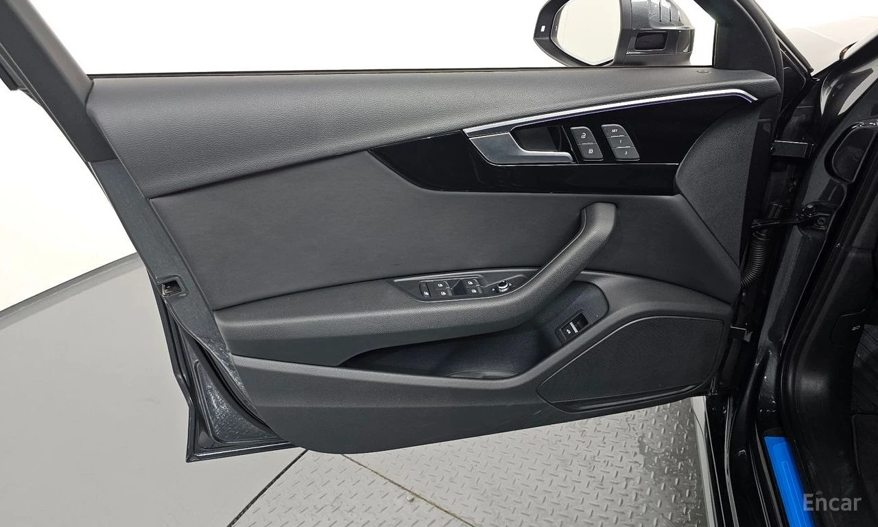 Audi A4 40 TDI Quattro, снимка 6 - Автомобили и джипове - 56233045