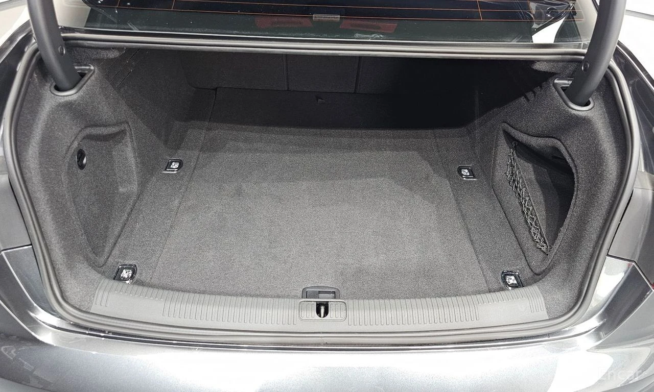 Audi A4 40 TDI Quattro, снимка 13 - Автомобили и джипове - 56233045