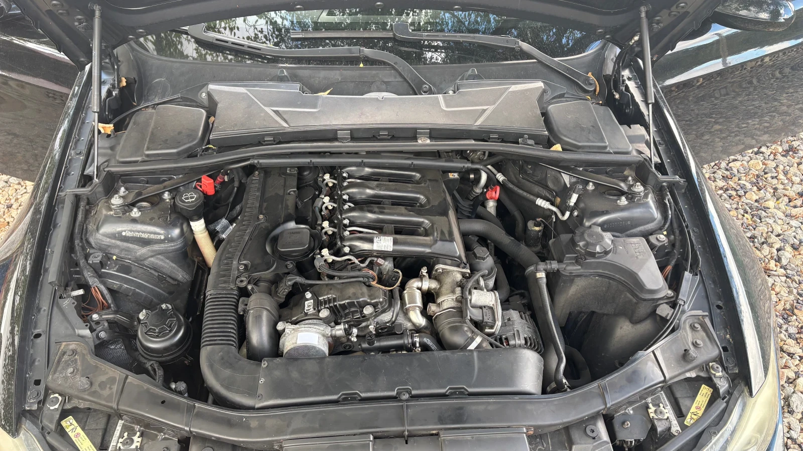BMW 330, снимка 11 - Автомобили и джипове - 56245506