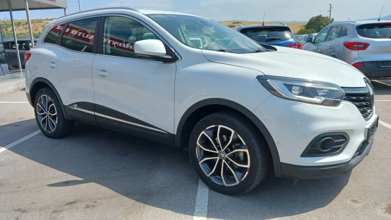 Renault Kadjar 1.5 dci, снимка 2 - Автомобили и джипове - 51364595