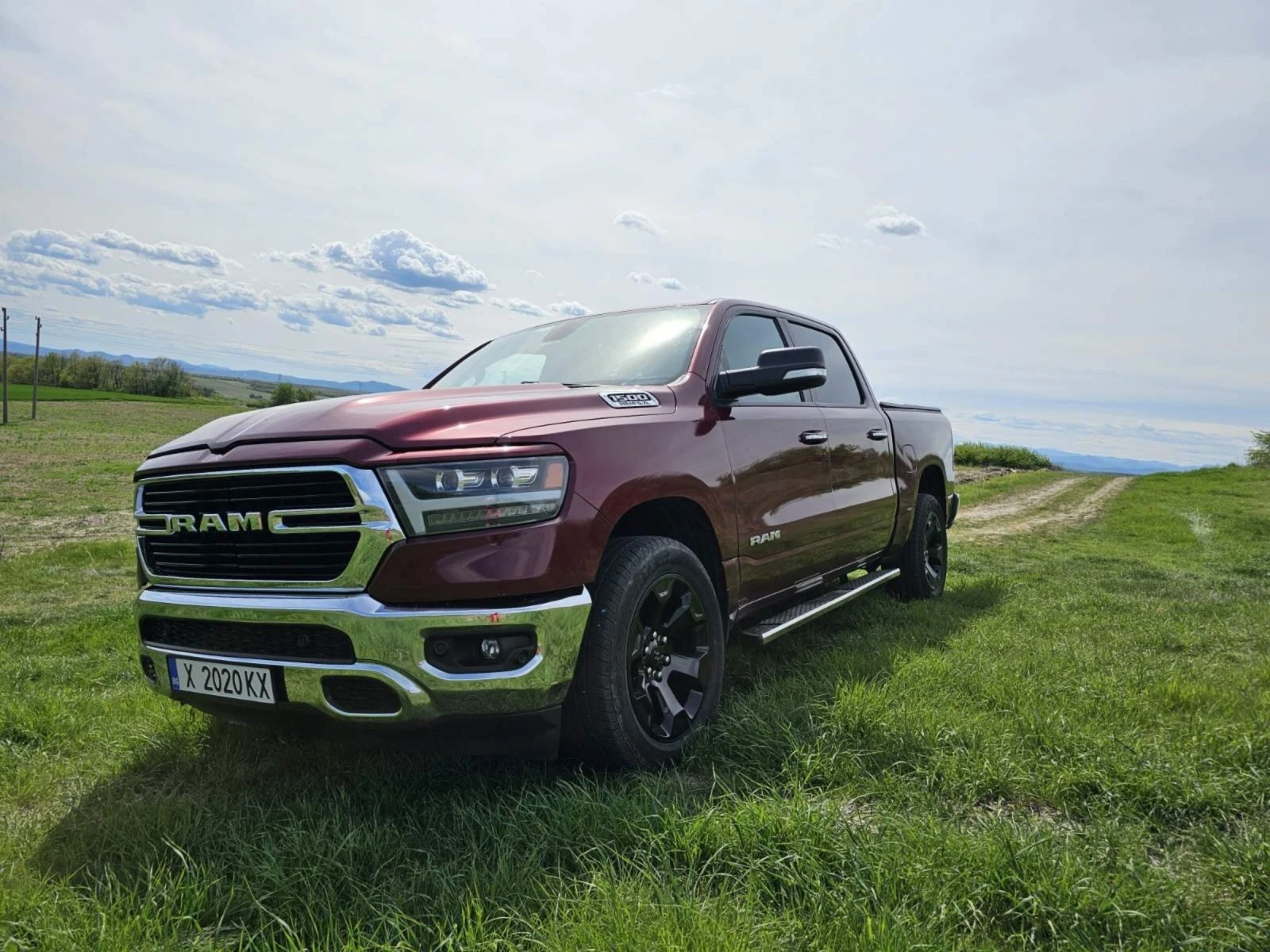 Dodge RAM 1500 ПЕРФЕКТЕН ГАЗ  - изображение 3