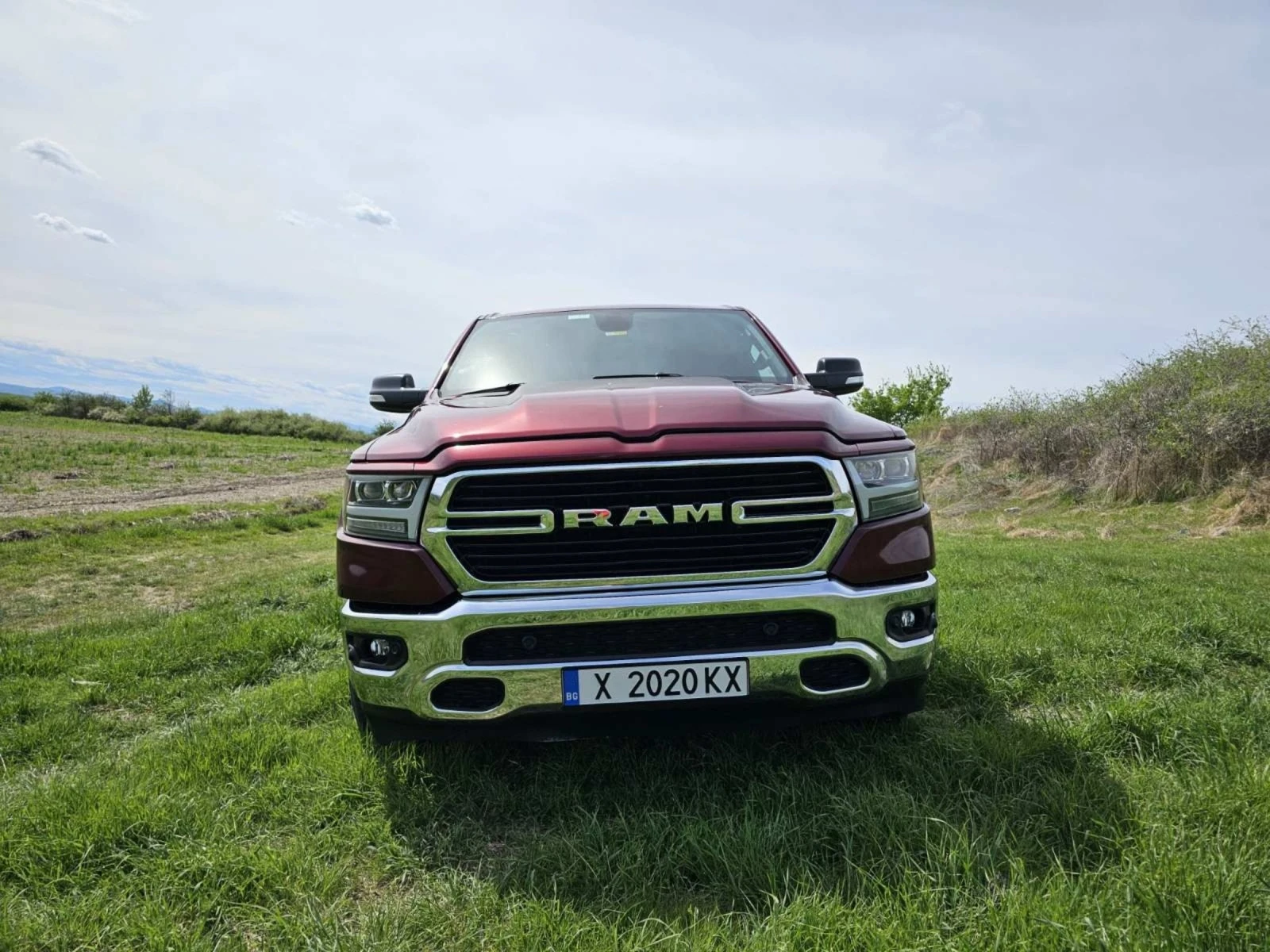 Dodge RAM 1500 ПЕРФЕКТЕН ГАЗ  - изображение 2