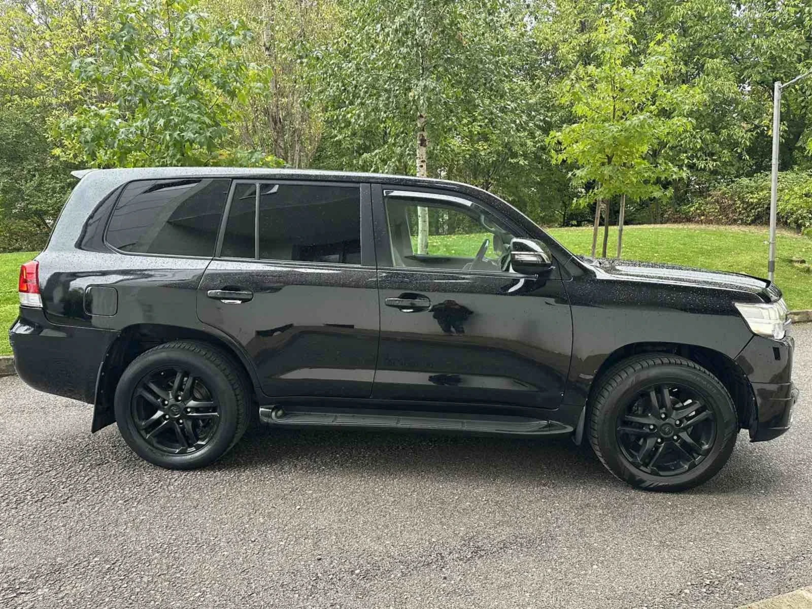 Toyota Land cruiser 200 / 4.5D / FACE 2020  - изображение 8