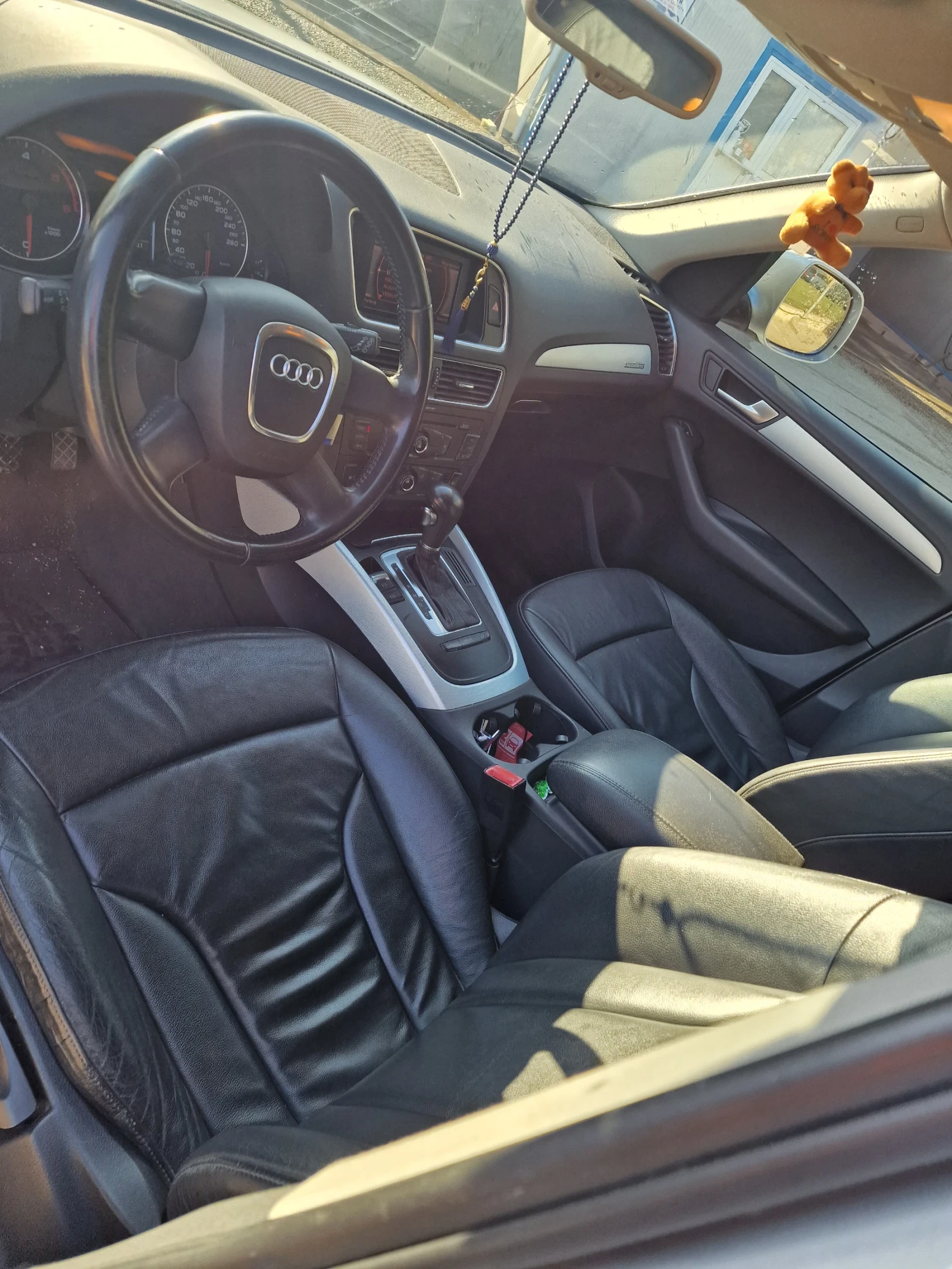 Audi Q5, снимка 7 - Автомобили и джипове - 53972234