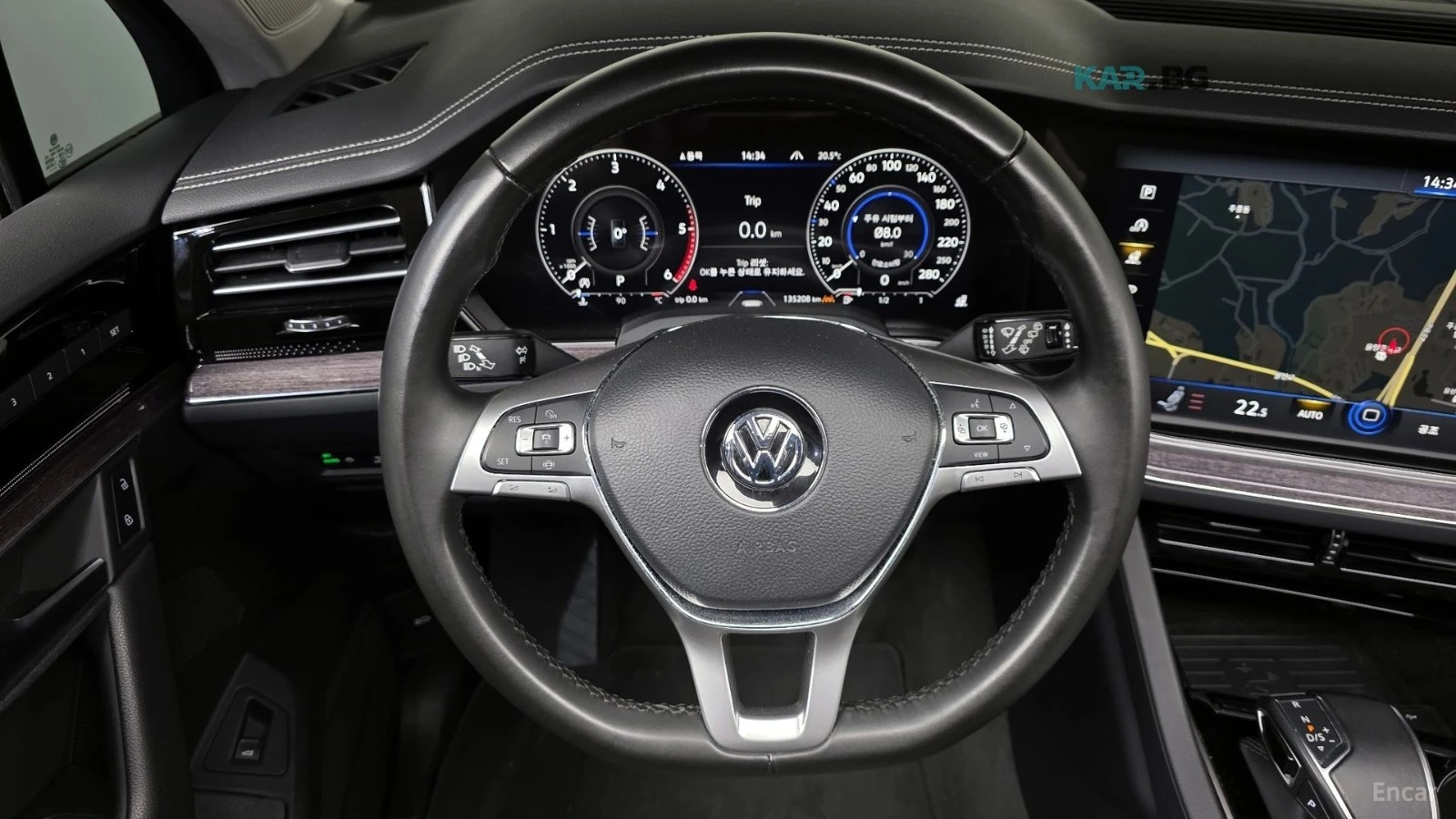 VW Touareg ПАМЕТ* КАМЕРА* 4 ПОДГРЕВА* ПАНОРАМА* , снимка 16 - Автомобили и джипове - 55146671