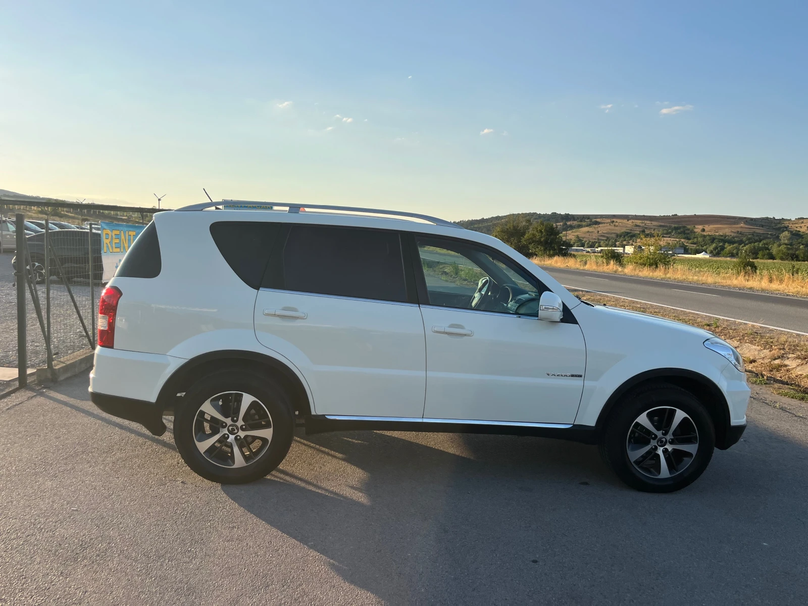 SsangYong Rexton 2.0 CDI 7 Mesta 4* 4, снимка 3 - Автомобили и джипове - 55533203