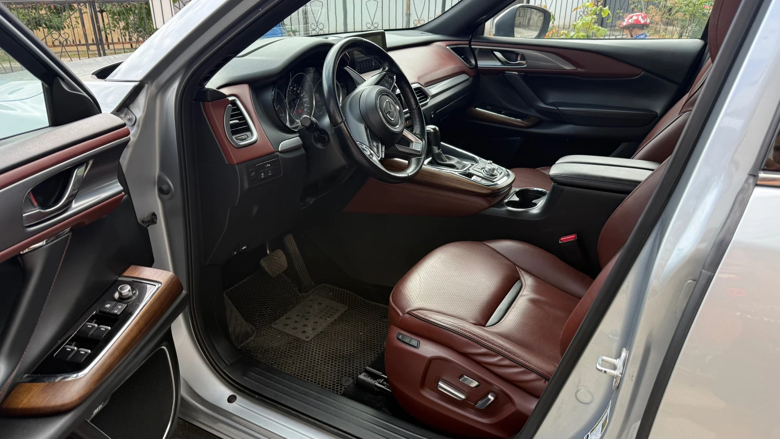 Mazda CX-9, снимка 4 - Автомобили и джипове - 56325615