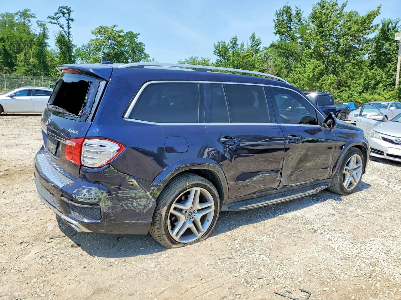 Mercedes-Benz GL 550 4.6l 4Matic, снимка 3 - Автомобили и джипове - 55877970