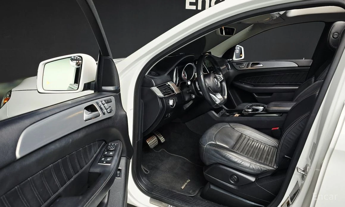 Mercedes-Benz GLE 350, снимка 10 - Автомобили и джипове - 56634793