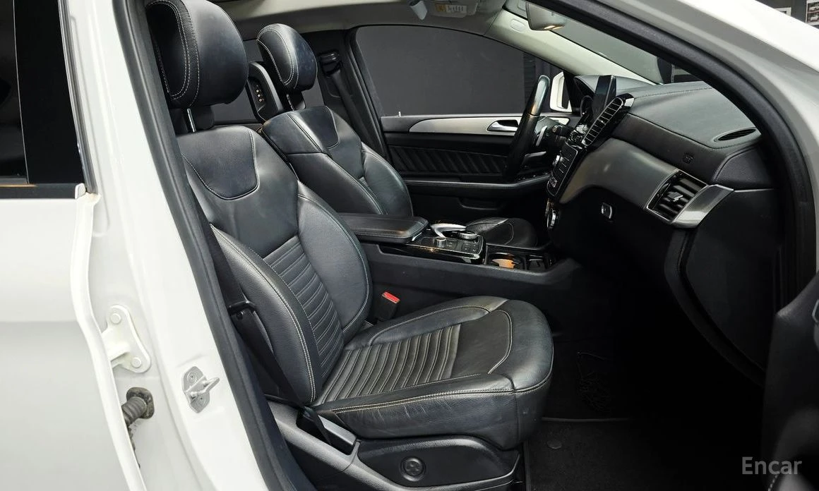 Mercedes-Benz GLE 350, снимка 12 - Автомобили и джипове - 56634793