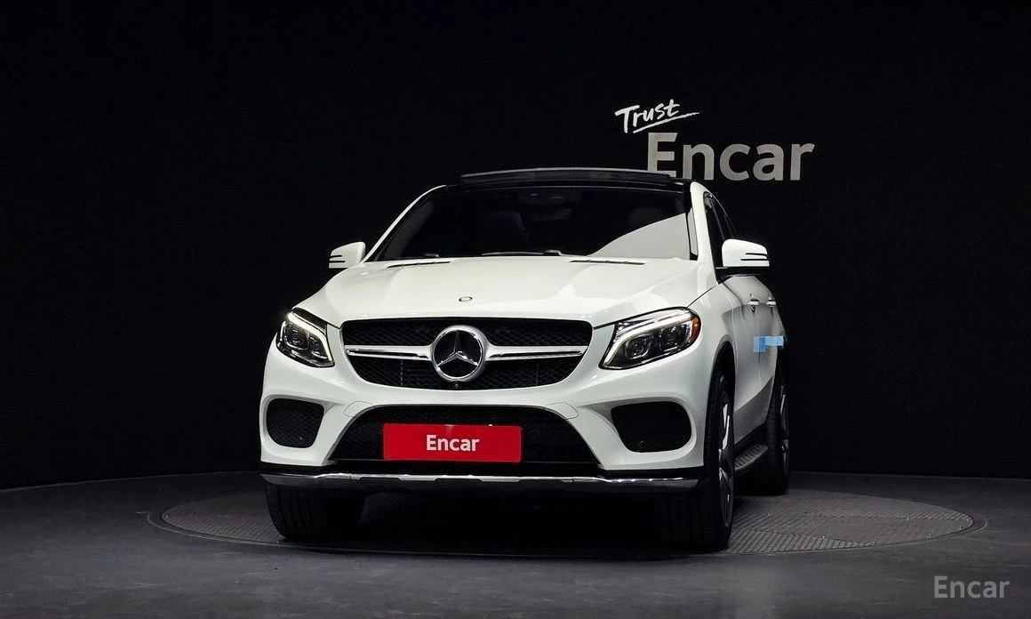 Mercedes-Benz GLE 350, снимка 3 - Автомобили и джипове - 56634793