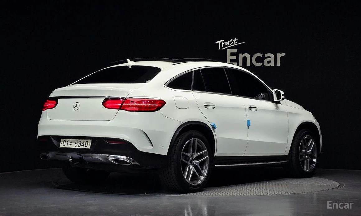 Mercedes-Benz GLE 350, снимка 2 - Автомобили и джипове - 56634793