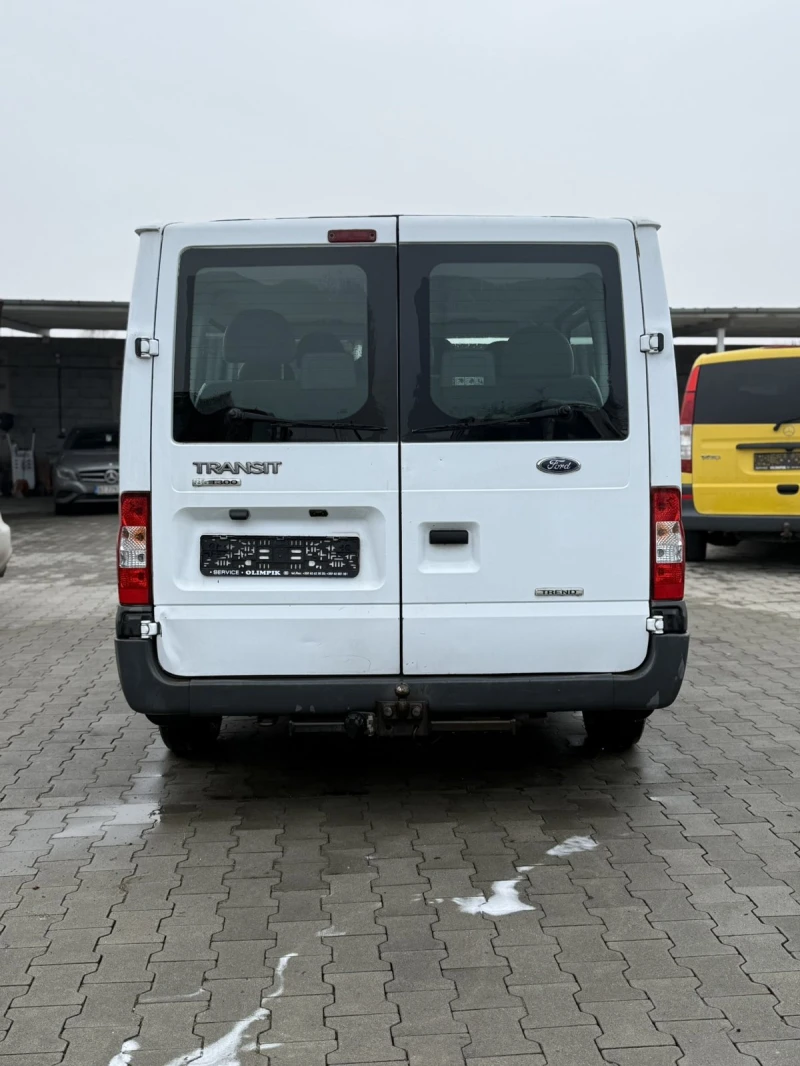 Ford Transit Turneo 2.2 TDCI, снимка 13 - Бусове и автобуси - 49316149