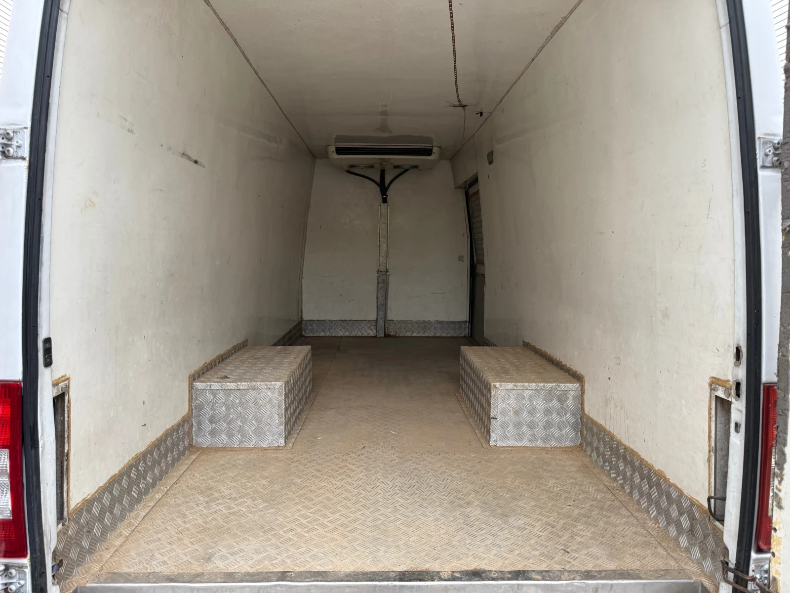 Mercedes-Benz Sprinter 411 CDI MAXI ХЛАДИЛЕН, снимка 15 - Бусове и автобуси - 54218700