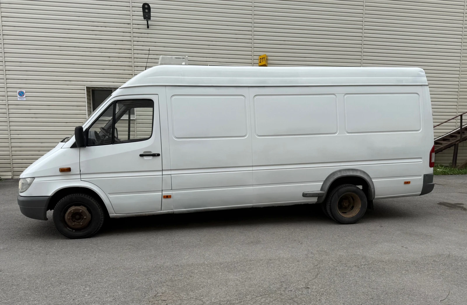 Mercedes-Benz Sprinter 411 CDI MAXI ХЛАДИЛЕН, снимка 3 - Бусове и автобуси - 54218700