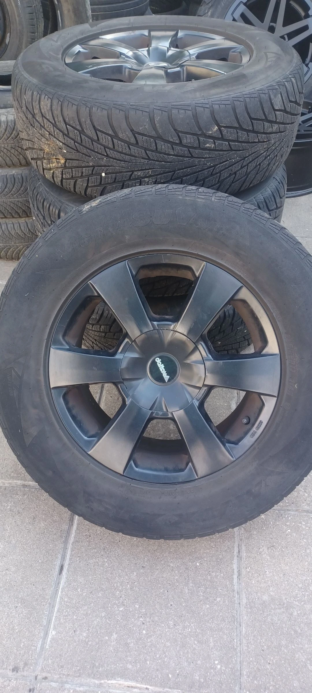 Гуми с джанти 17 за NISSAN NAVARA 2015, снимка 3 - Части - 55223368