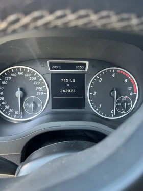 Mercedes-Benz B 180, снимка 5