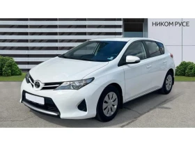 Снимка Toyota Auris