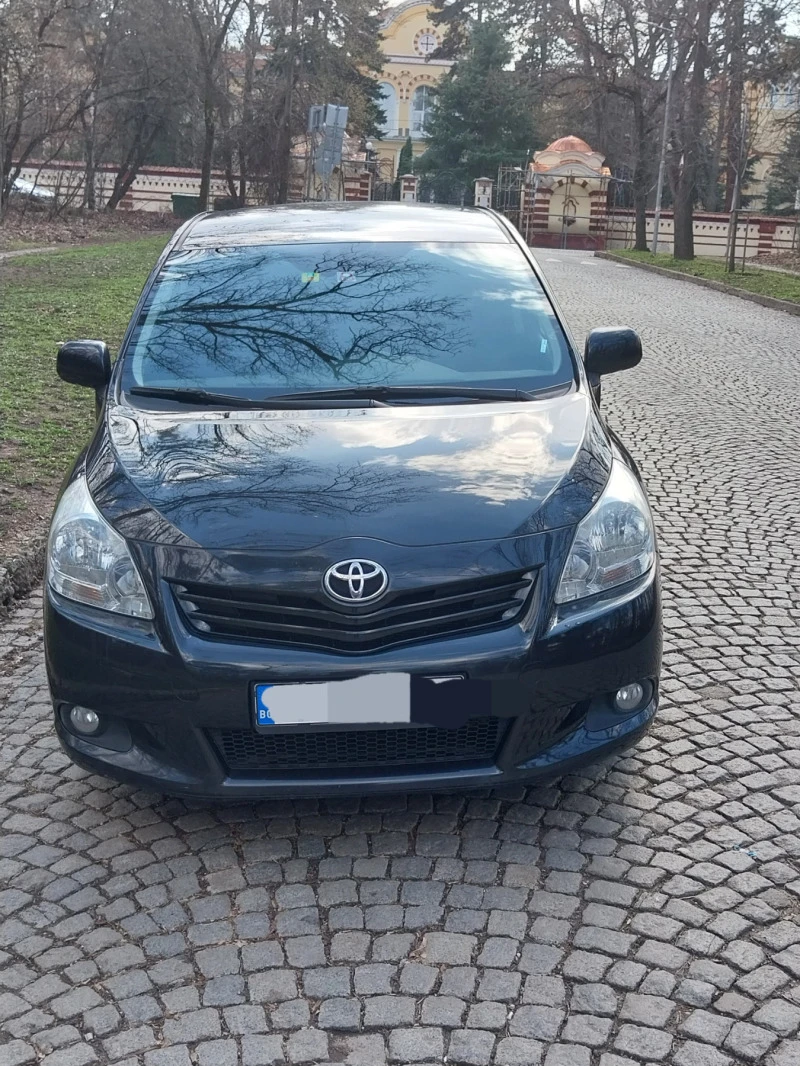 Toyota Verso Ван, снимка 1 - Автомобили и джипове - 48553674