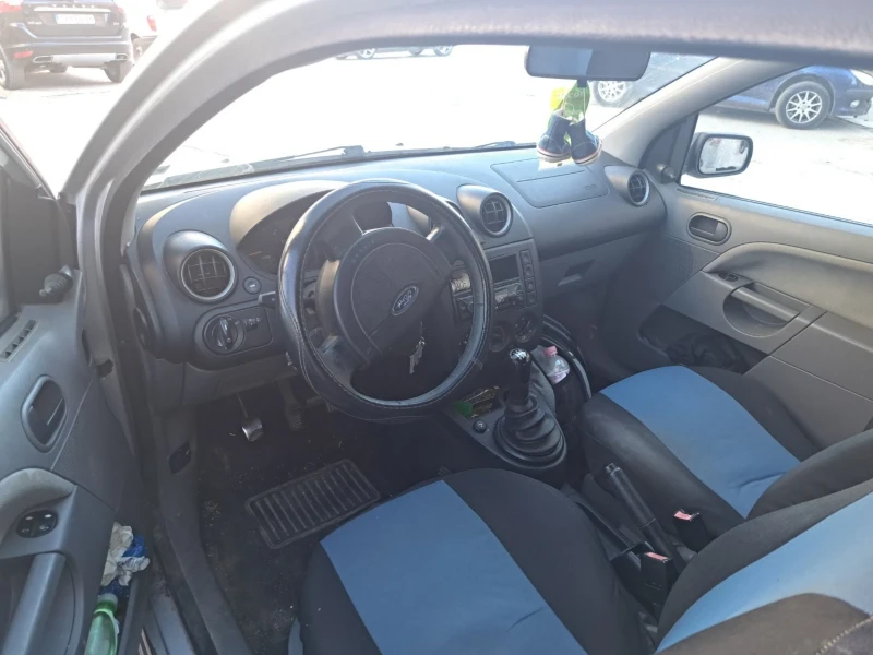 Ford Fiesta, снимка 6 - Автомобили и джипове - 48376892