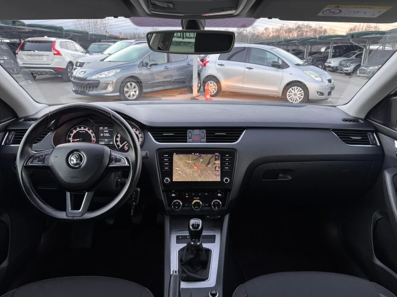 Skoda Octavia 1.6TDI ИТАЛИЯ, снимка 12 - Автомобили и джипове - 52806412