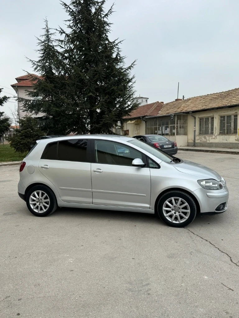 VW Golf Plus, снимка 3 - Автомобили и джипове - 47393453