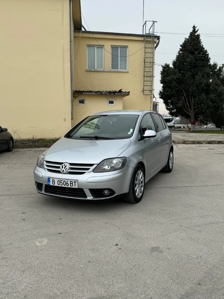 VW Golf Plus, снимка 2 - Автомобили и джипове - 47393453