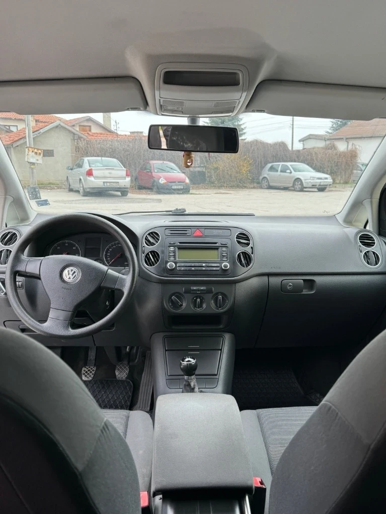 VW Golf Plus, снимка 10 - Автомобили и джипове - 47393453