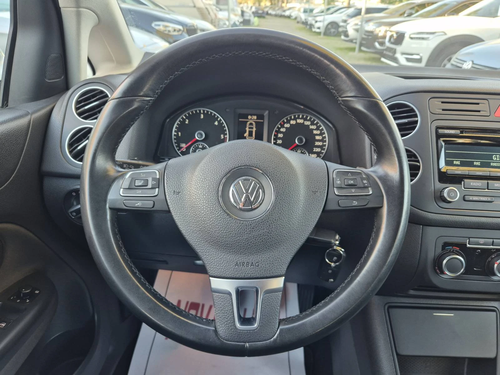 VW Golf Plus 1.6TDI-FACE LIFT-PARK ASSISTANT - изображение 9