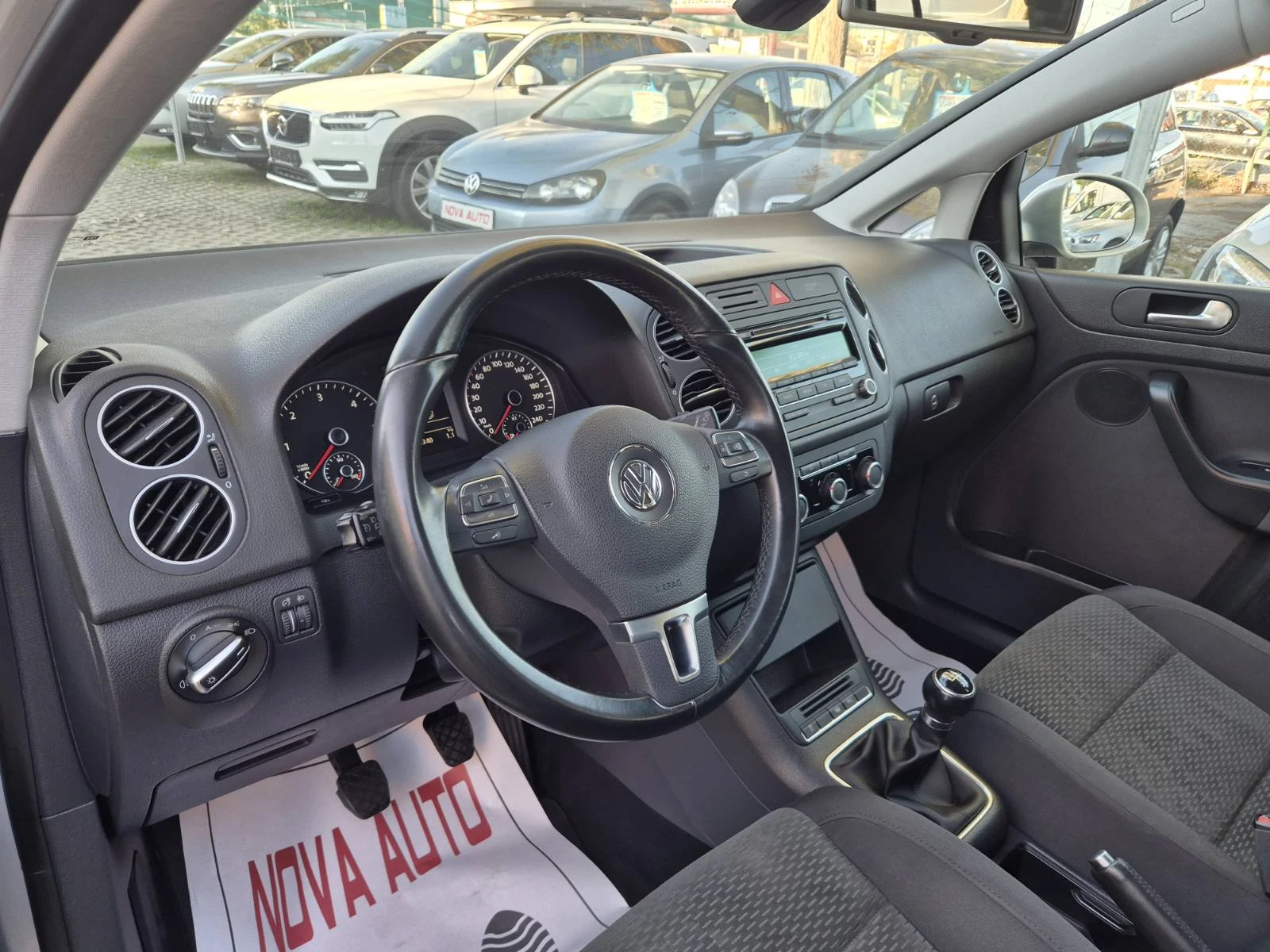 VW Golf Plus 1.6TDI-FACE LIFT-PARK ASSISTANT - изображение 8