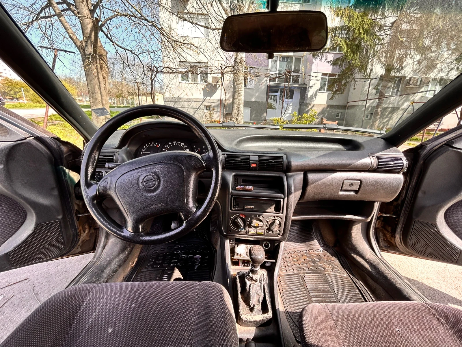 Opel Astra SE - изображение 3