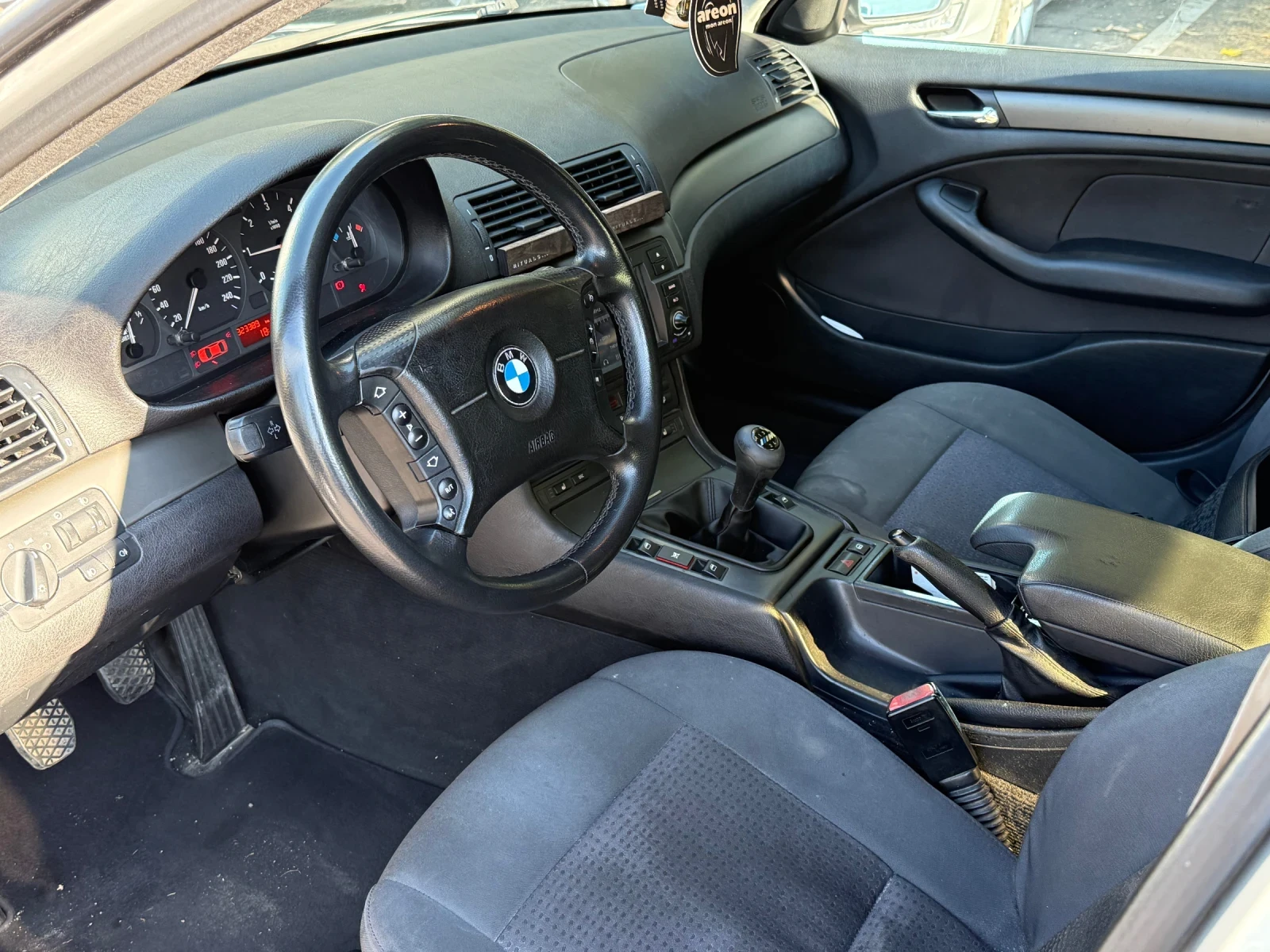 BMW 320  - изображение 7