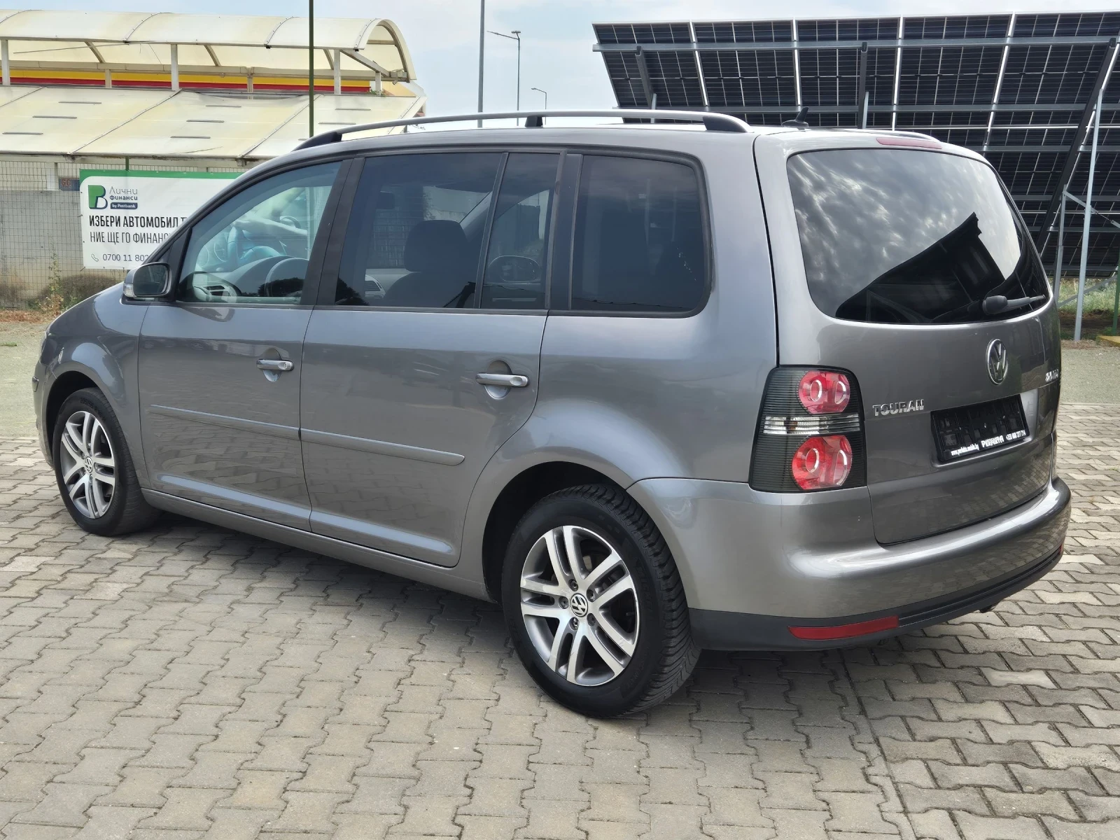 VW Touran 2.0TDI 140к.с - изображение 10