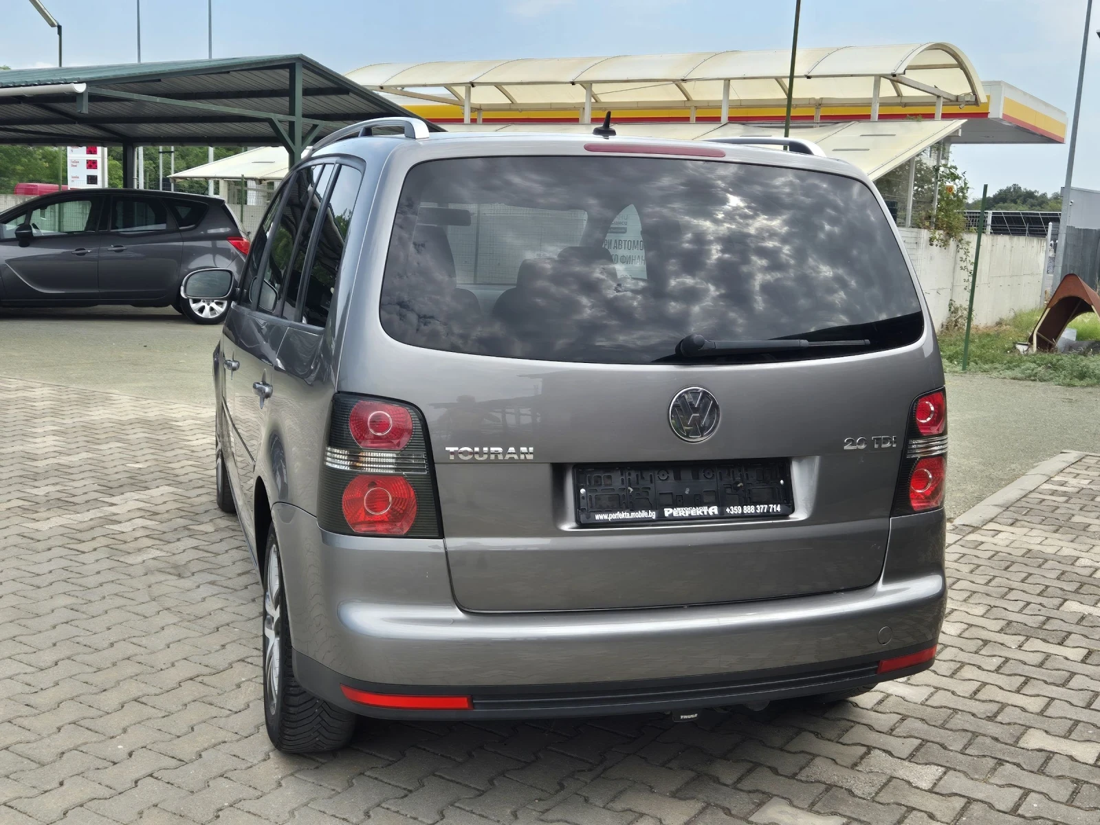 VW Touran 2.0TDI 140к.с - изображение 9