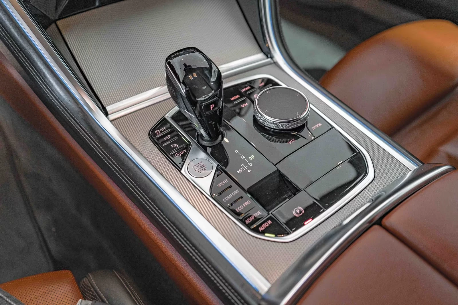 BMW 840 d/xDR./320HP/M-SPORT/SHADOW/CARBON/LASER/HUD/777f | Mobile.bg   11