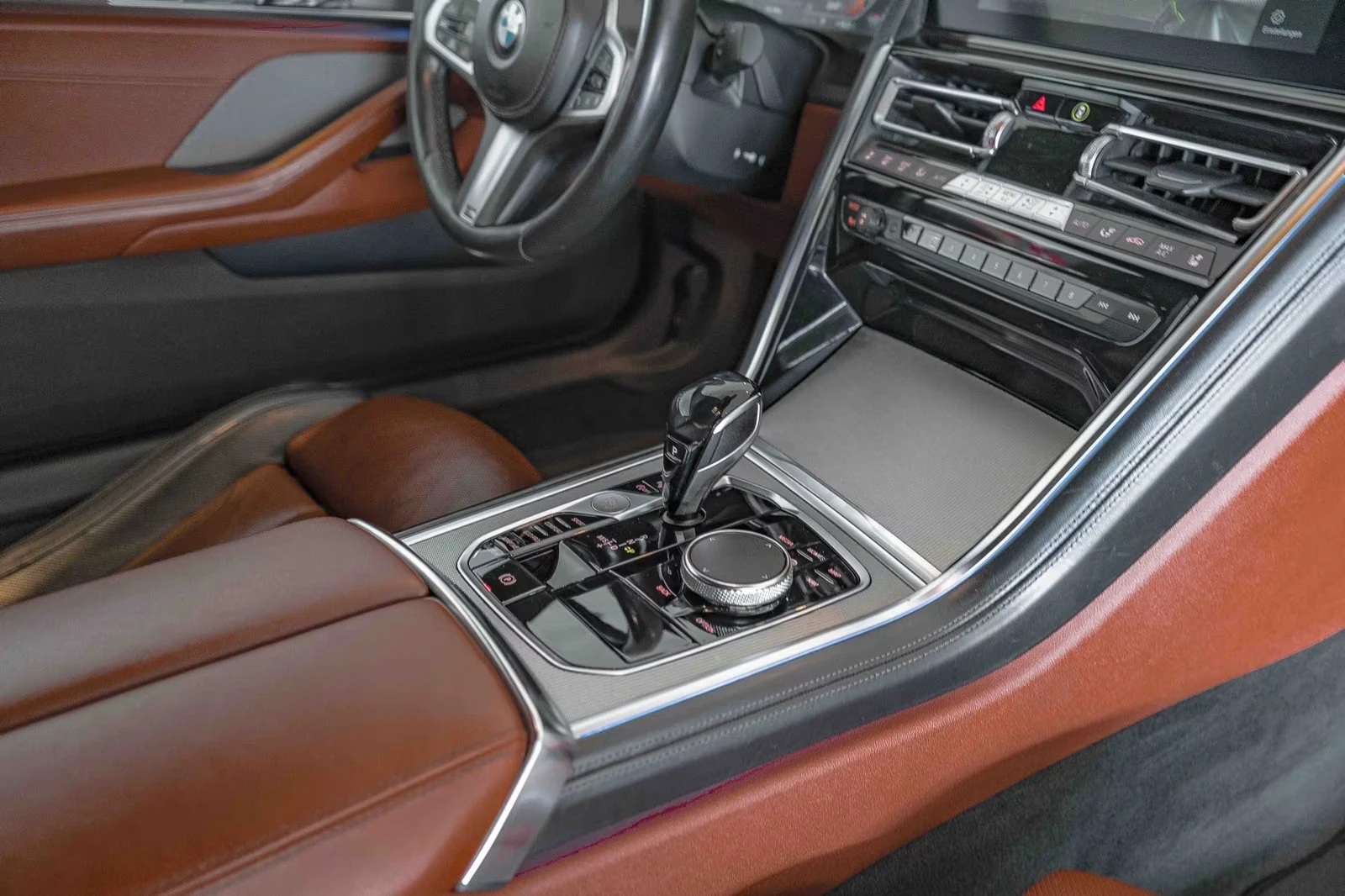 BMW 840 d/xDR./320HP/M-SPORT/SHADOW/CARBON/LASER/HUD/777f | Mobile.bg   12