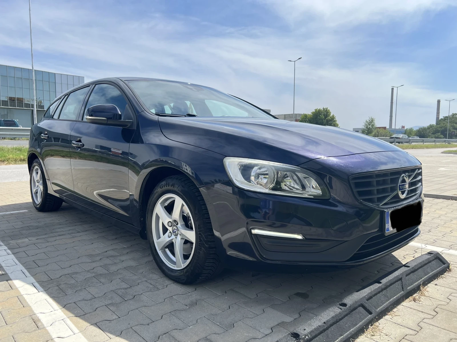 Volvo V60 2.0 D3 Avtomat Navi | Mobile.bg   1