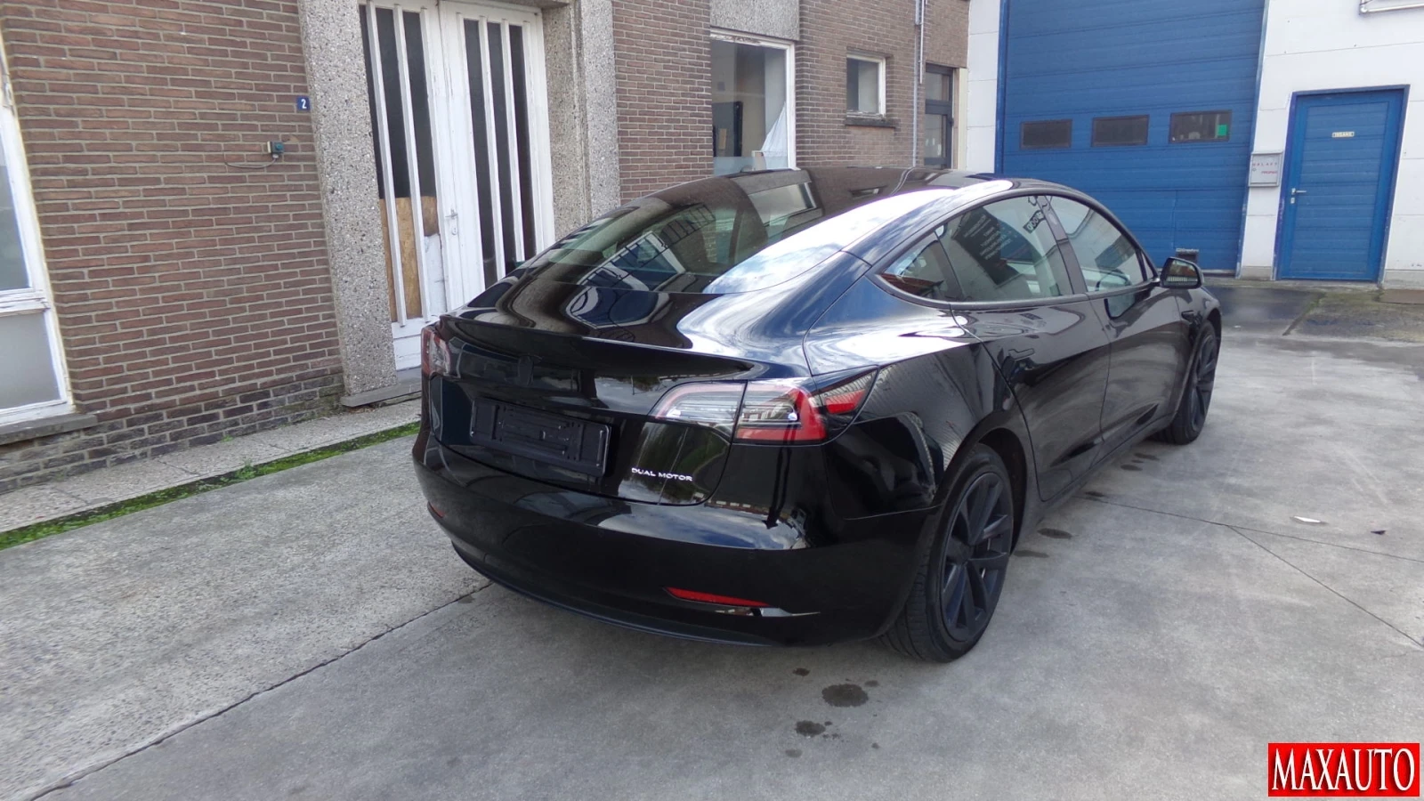 Tesla Model 3 4x4 Гаранционна - изображение 2