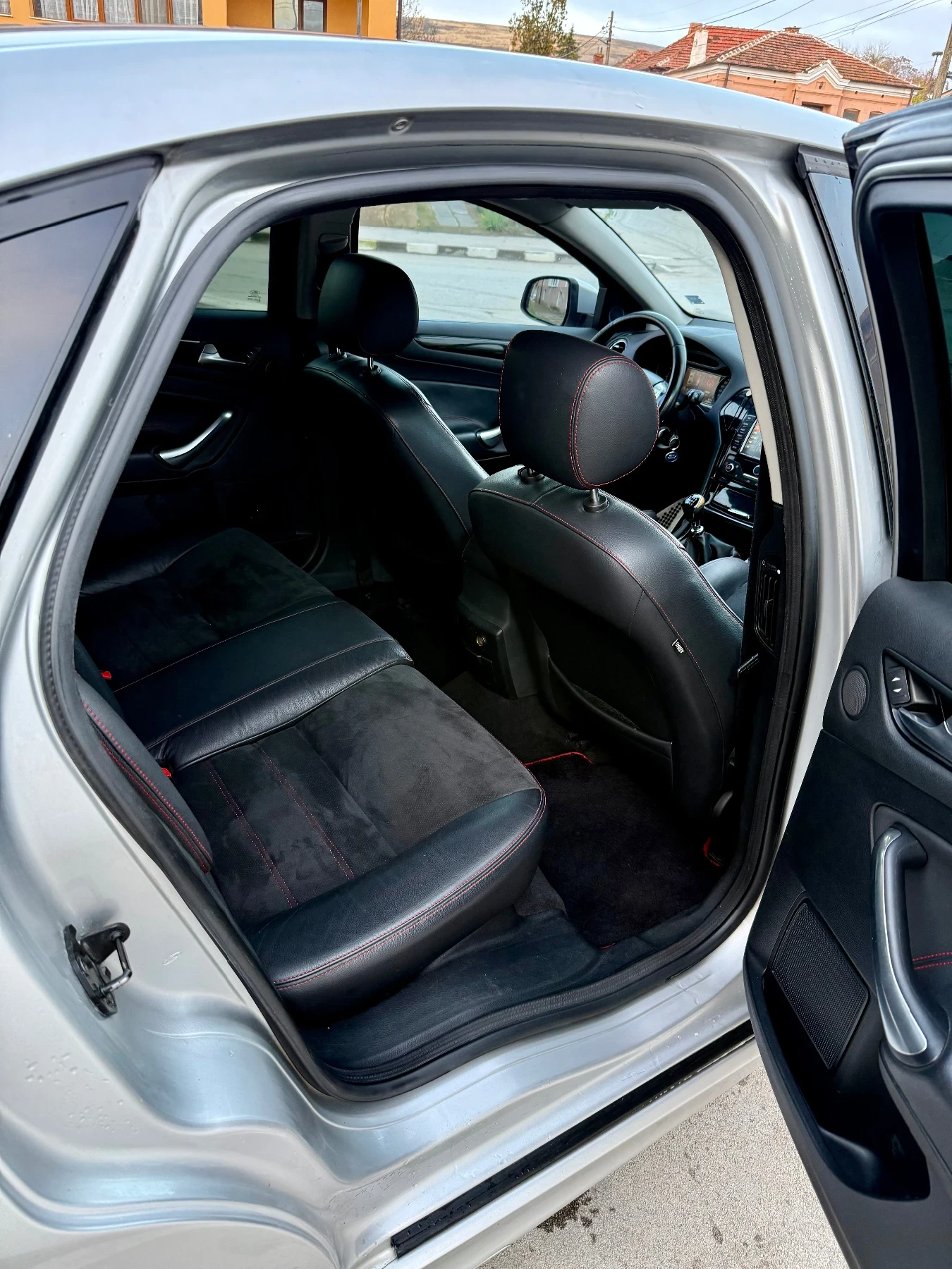 Ford Mondeo 2.0 TDCi TITANIUM | Mobile.bg � ����������� 12