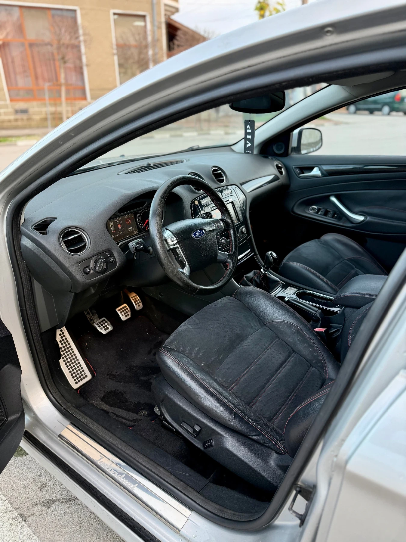 Ford Mondeo 2.0 TDCi TITANIUM | Mobile.bg � ����������� 9