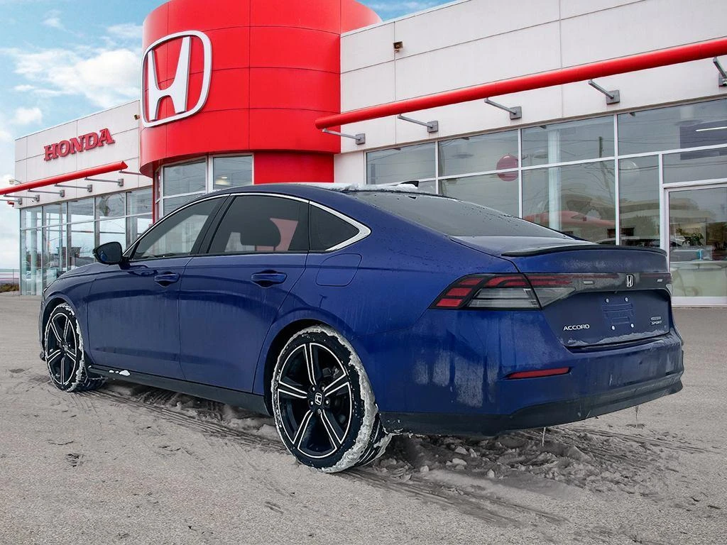 Honda Accord  Hybrid Sport - изображение 7
